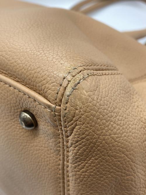 CHANEL（シャネル）CHANEL (シャネル) エグゼクティブトートバッグ ベージュの古着・服飾アイテム