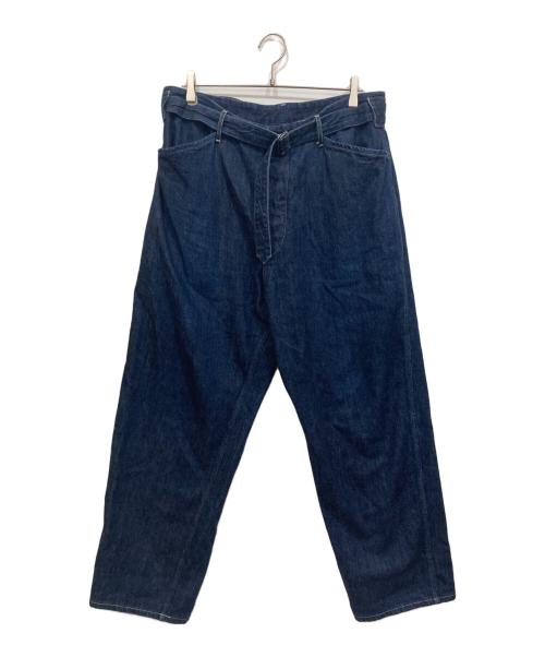 COMOLI（コモリ）COMOLI (コモリ) デニムベルテッドパンツ インディゴ サイズ:4の古着・服飾アイテム