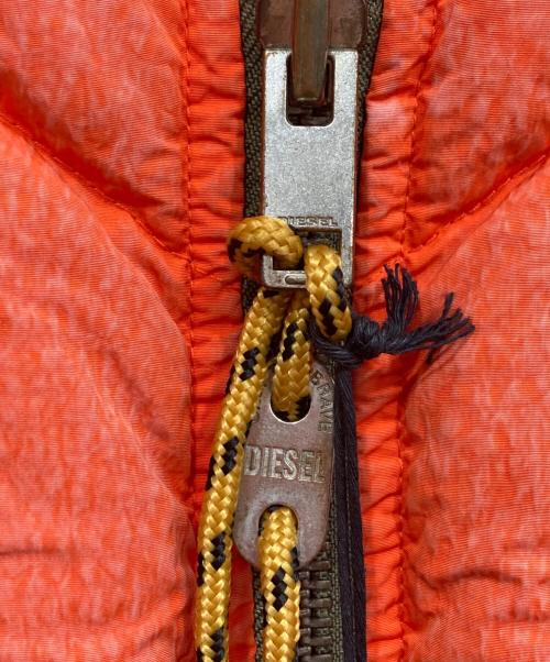 DIESEL（ディーゼル）DIESEL (ディーゼル) ダウンベスト オレンジ サイズ:L 未使用品の古着・服飾アイテム
