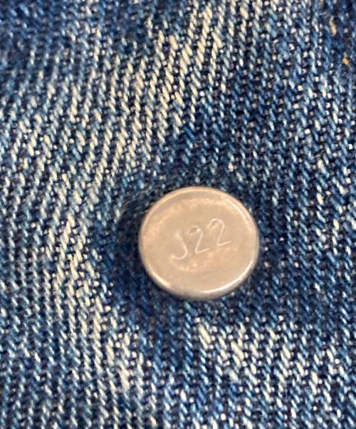 LEVI'S（リーバイス）LEVI'S (リーバイス) W701XX ボタンフライデニムパンツ インディゴ サイズ:31の古着・服飾アイテム