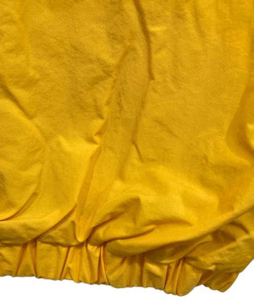 DISNEY（ディズニー）DISNEY (ディズニー) ナイロンフーデッドジャケット イエロー サイズ:Sの古着・服飾アイテム