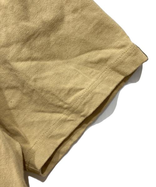 A BATHING APE（ア ベイシング エイプ）A BATHING APE (ア ベイシング エイプ) ロゴTシャツ ベージュ サイズ:Lの古着・服飾アイテム