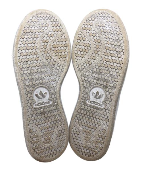 adidas（アディダス）adidas (アディダス) スニーカー ホワイト サイズ:24cmの古着・服飾アイテム