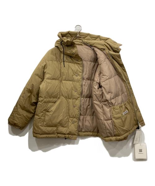 KAPTAIN SUNSHINE（キャプテンサンシャイン）KAPTAIN SUNSHINE BEAUTY&YOUTH (ビューティーアンドユース) Expendition Down Jacket / 別注 エクスペディション ダウンジャケット ベージュ サイズ:38 未使用品の古着・服飾アイテム
