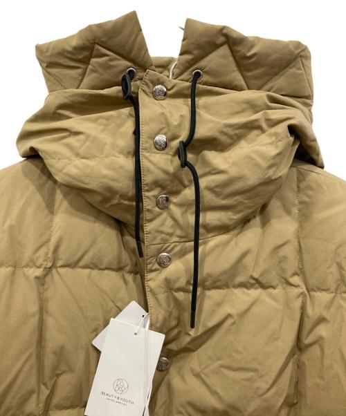 KAPTAIN SUNSHINE（キャプテンサンシャイン）KAPTAIN SUNSHINE BEAUTY&YOUTH (ビューティーアンドユース) Expendition Down Jacket / 別注 エクスペディション ダウンジャケット ベージュ サイズ:38 未使用品の古着・服飾アイテム