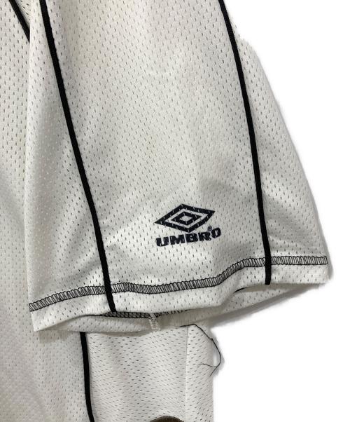 UMBRO（アンブロ）UMBRO (アンブロ) codegraphy (コードグラフィー) Nurmbering Game Shirts / ナンバリングゲームシャツ ホワイト サイズ:Lの古着・服飾アイテム