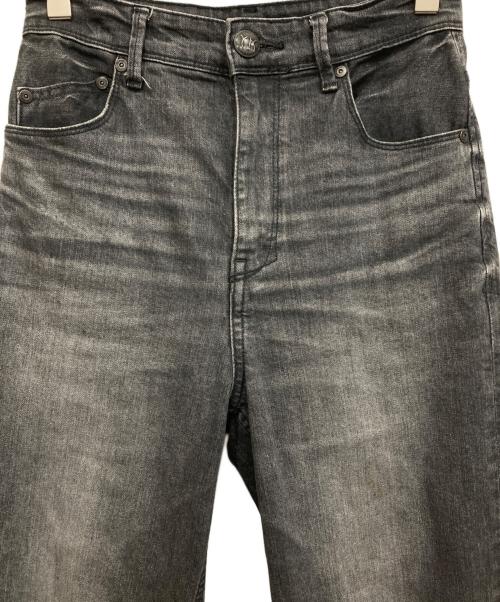 YANUK（ヤヌーク）YANUK (ヤヌーク) デニムパンツ ブラック サイズ:24の古着・服飾アイテム