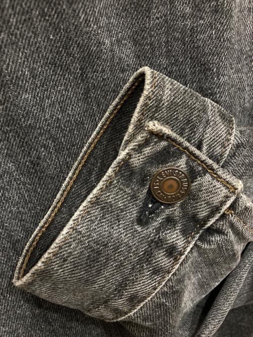 LEVI'S（リーバイス）LEVI'S (リーバイス) 先染めデニムジャケット ブラック サイズ:40の古着・服飾アイテム