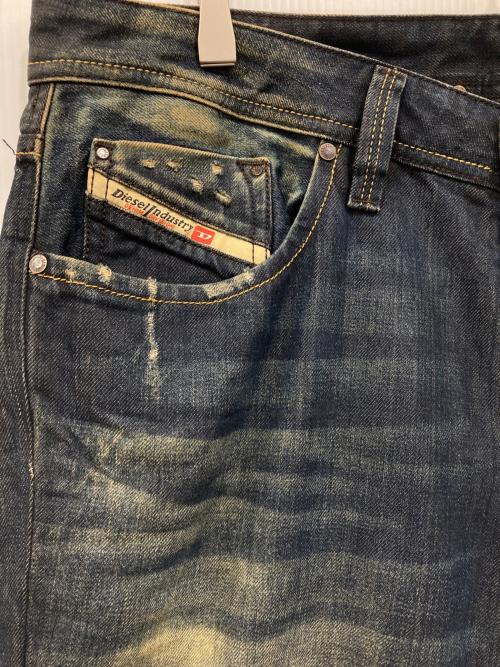 DIESEL（ディーゼル）DIESEL (ディーゼル) デニムパンツ インディゴ サイズ:SIZE 86cm (W34)の古着・服飾アイテム