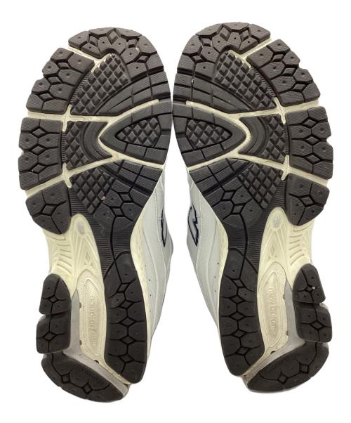 NEW BALANCE（ニューバランス）NEW BALANCE (ニューバランス) スニーカー ホワイト×ネイビー サイズ:24.5の古着・服飾アイテム