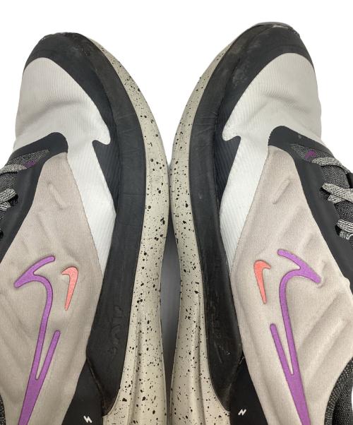 NIKE（ナイキ）NIKE (ナイキ) スニーカー グレー サイズ:25.5cmの古着・服飾アイテム