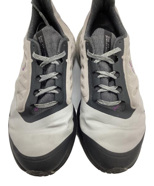 NIKE（ナイキ）NIKE (ナイキ) スニーカー グレー サイズ:25.5cmの古着・服飾アイテム