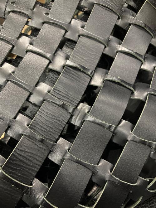 A VACATION（ア ヴァケーション）A VACATION (ア ヴァケーション) BEEHIVEショルダーバッグ ブラックの古着・服飾アイテム