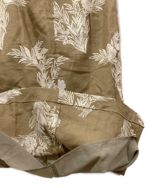 BALLSEY（ボールジィ）BALLSEY (ボールジィ) リネンコットンエンブロイダリー Iラインスカート ベージュ×ホワイト サイズ:34の古着・服飾アイテム