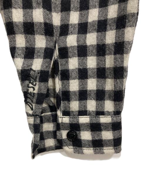 DIESEL（ディーゼル）DIESEL (ディーゼル) ブロックチェックシャツ ホワイト×ブラック サイズ:Sの古着・服飾アイテム