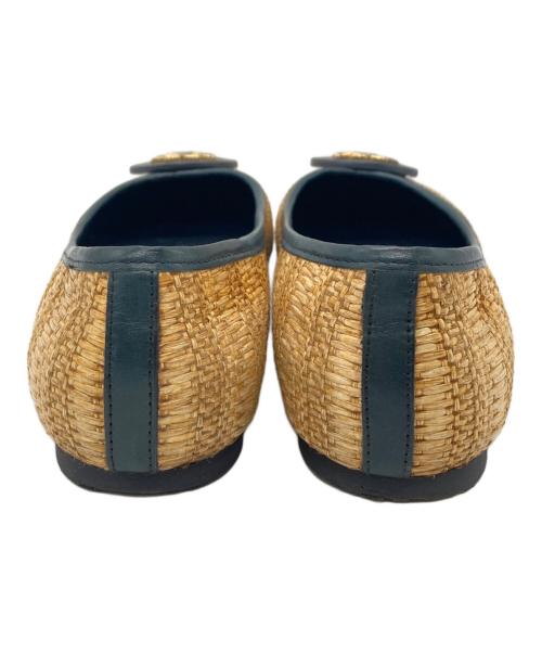 TORY BURCH（トリーバーチ）TORY BURCH (トリーバーチ) 編み込みフラットシューズ ベージュ サイズ:8Mの古着・服飾アイテム