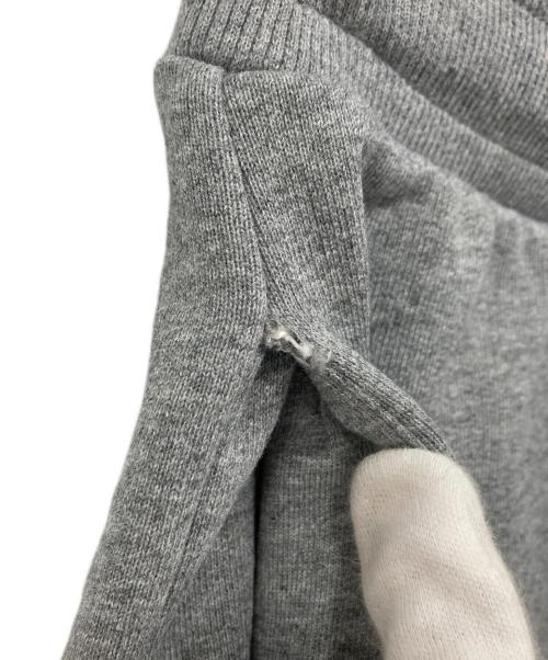 ami（アミ）ami (アミ) ハートAロゴ入りスウェットパンツ グレー サイズ:XSの古着・服飾アイテム