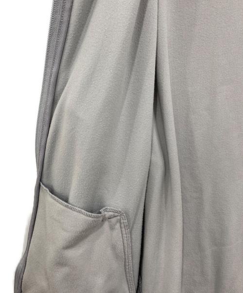 adidas（アディダス）adidas (アディダス) ベロアトラックジャケット グレー サイズ:Mの古着・服飾アイテム