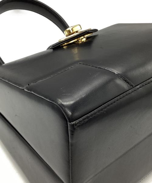 Vivienne Westwood（ヴィヴィアンウエストウッド）Vivienne Westwood (ヴィヴィアンウエストウッド) バニティバッグ ブラックの古着・服飾アイテム