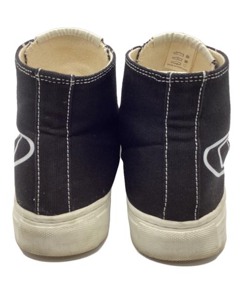 Vivienne Westwood（ヴィヴィアンウエストウッド）Vivienne Westwood (ヴィヴィアンウエストウッド) Plimsollハイカットスニーカー ブラック サイズ:37の古着・服飾アイテム