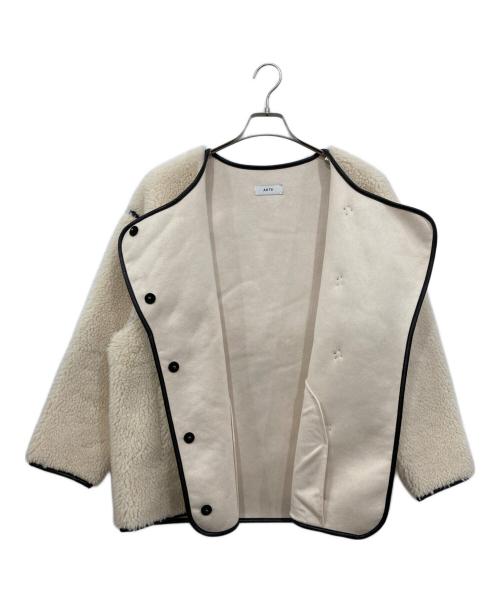 AKTE（アクテ）AKTE (アクテ) ボアジャケット アイボリー サイズ:Freeの古着・服飾アイテム