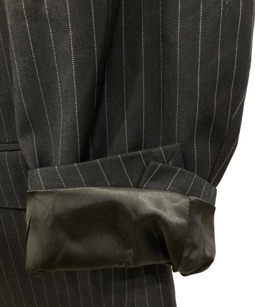 ARMANI COLLEZIONI（アルマーニ コレツィオーニ）ARMANI COLLEZIONI (アルマーニ コレツィオーニ) セットアップスーツ ブラック サイズ:不明の古着・服飾アイテム