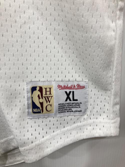 MITCHELL & NESS（ミッチェルアンドネス）MITCHELL & NESS (ミッチェルアンドネス) メッシュTシャツ ホワイト×レッド サイズ:XL 未使用品の古着・服飾アイテム