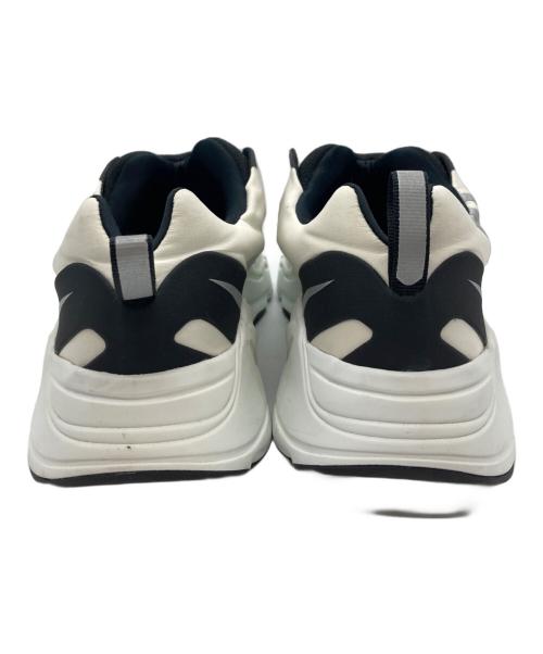 adidas（アディダス）adidas (アディダス) スニーカー ホワイト サイズ:27cmの古着・服飾アイテム