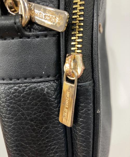MICHAEL KORS（マイケル・コース）MICHAEL KORS (マイケル・コース) ショルダーバッグ ブラックの古着・服飾アイテム
