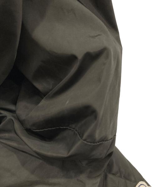 MONCLER（モンクレール）MONCLER (モンクレール) SERRE / フリルダウンジャケット ダークグリーン サイズ:00の古着・服飾アイテム