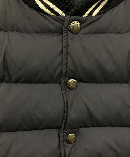 MONCLER（モンクレール）MONCLER (モンクレール) ダウンジャケット ネイビー サイズ:4の古着・服飾アイテム