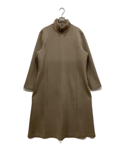 icB（アイシービー）icB (アイシービー) フレアロングワンピース ベージュ サイズ:XL 未使用品の古着・服飾アイテム