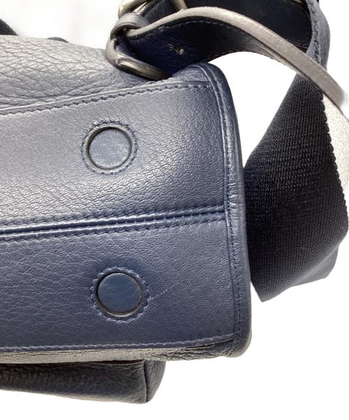 GIORGIO ARMANI（ジョルジョアルマーニ）GIORGIO ARMANI (ジョルジョアルマーニ) レザーリュック ネイビーの古着・服飾アイテム