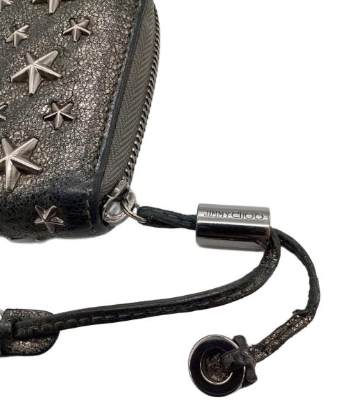 JIMMY CHOO（ジミーチュウ）JIMMY CHOO (ジミーチュウ) スタースタッズウォレット グレーの古着・服飾アイテム