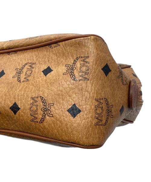 MCM（エムシーエム）MCM (エムシーエム) セカンドバッグ ベージュの古着・服飾アイテム