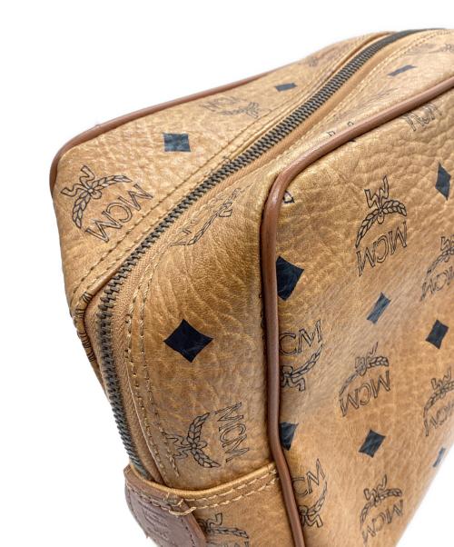 MCM（エムシーエム）MCM (エムシーエム) セカンドバッグ ベージュの古着・服飾アイテム