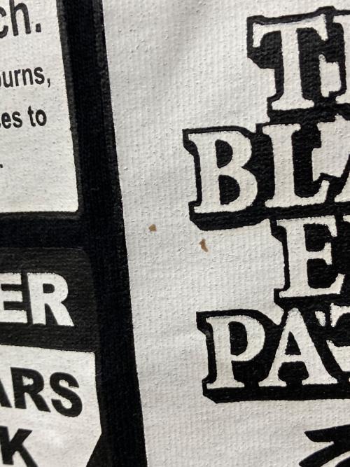 THE BLACK EYE PATCH（ブラックアイパッチ）THE BLACK EYE PATCH (ブラックアイパッチ) プリントTシャツ ブラック サイズ:Lの古着・服飾アイテム