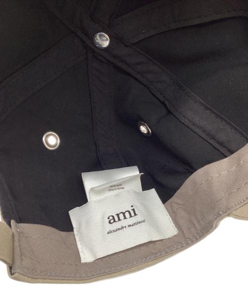 AMI Alexandre Mattiussi（アミアレクサンドルマテュッシ）AMI Alexandre Mattiussi (アミアレクサンドルマテュッシ) キャップ ベージュの古着・服飾アイテム