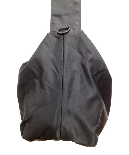 YAK PAK（ヤックパック）YAK PAK (ヤックパック) URBAN RESEARCH DOORS (アーバンリサーチドアーズ) 別注ショルダーバッグ ブラックの古着・服飾アイテム