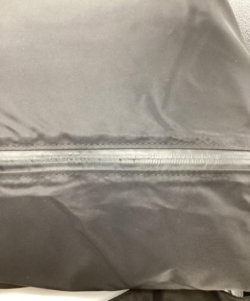 YAK PAK（ヤックパック）YAK PAK (ヤックパック) URBAN RESEARCH DOORS (アーバンリサーチドアーズ) 別注ショルダーバッグ ブラックの古着・服飾アイテム