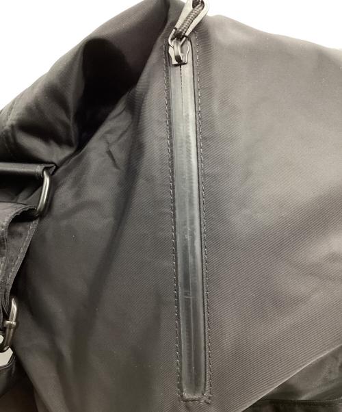 YAK PAK（ヤックパック）YAK PAK (ヤックパック) URBAN RESEARCH DOORS (アーバンリサーチドアーズ) 別注ショルダーバッグ ブラックの古着・服飾アイテム