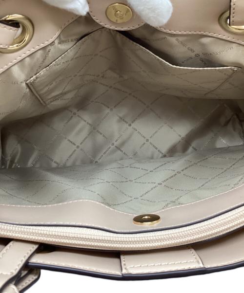 MICHAEL KORS（マイケル・コース）MICHAEL KORS (マイケル・コース) ジェットセットトラベルトートバッグ ベージュの古着・服飾アイテム