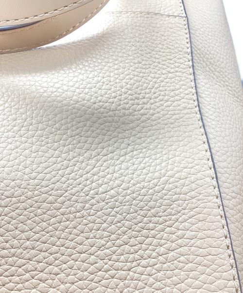 MICHAEL KORS（マイケル・コース）MICHAEL KORS (マイケル・コース) ジェットセットトラベルトートバッグ ベージュの古着・服飾アイテム