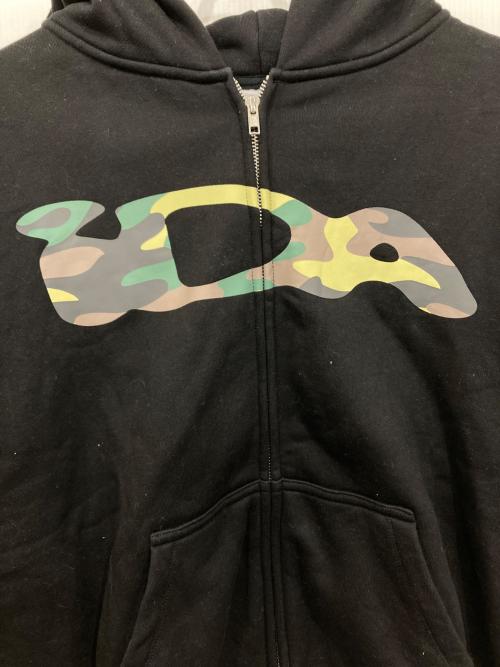 ida sply（アイディーエー サプライ）IDA sply (アイディーエー サプライ) ロゴカモ柄ジップパーカー ブラック サイズ:Mの古着・服飾アイテム