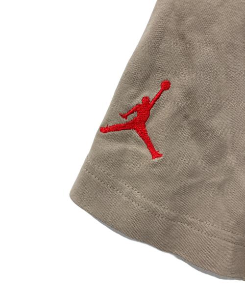 JORDAN（ジョーダン）JORDAN (ジョーダン) Travis Cactus Jack (トラヴィススコット/カクタスジャック) 再構築Tシャツ ベージュ サイズ:XXLの古着・服飾アイテム