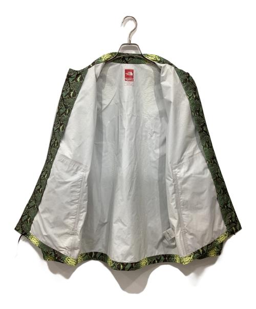 THE NORTH FACE（ザ ノース フェイス）THE NORTH FACE (ザ ノース フェイス) SUPREME (シュプリーム) スネーク スキン テープド シーム コーチ ジャケット グリーン サイズ:Lの古着・服飾アイテム