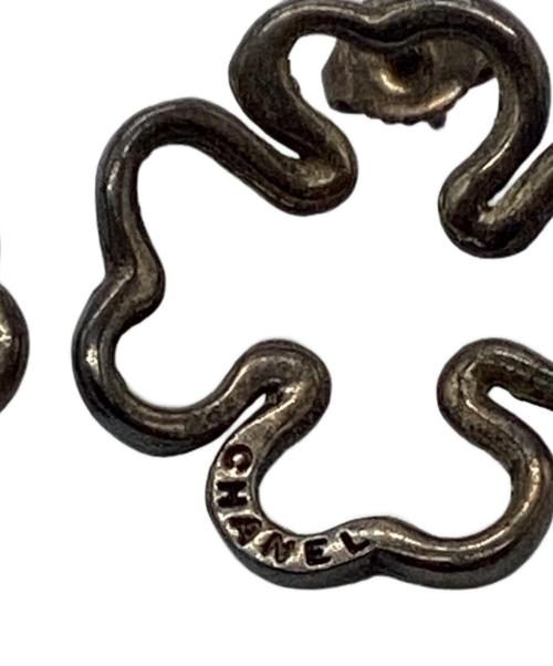 CHANEL（シャネル）CHANEL (シャネル) クローバー モチーフ ピアスの古着・服飾アイテム