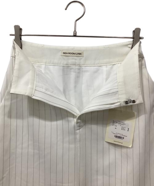 Sea Room lynn（シールームリン）Sea Room lynn (シールームリン) Waist asymmetry スリットスカート ホワイト サイズ:Sの古着・服飾アイテム