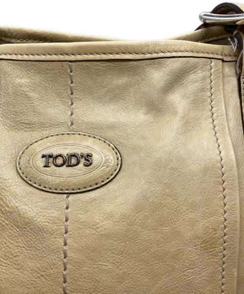 TOD'S（トッズ）TOD'S (トッズ) 2WAYショルダーバッグ ベージュの古着・服飾アイテム