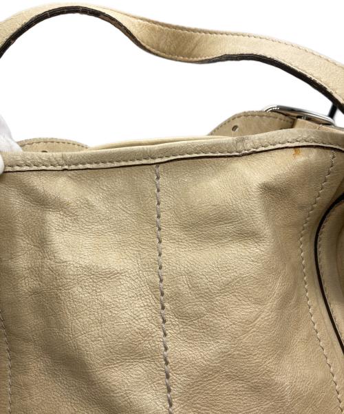 TOD'S（トッズ）TOD'S (トッズ) 2WAYショルダーバッグ ベージュの古着・服飾アイテム